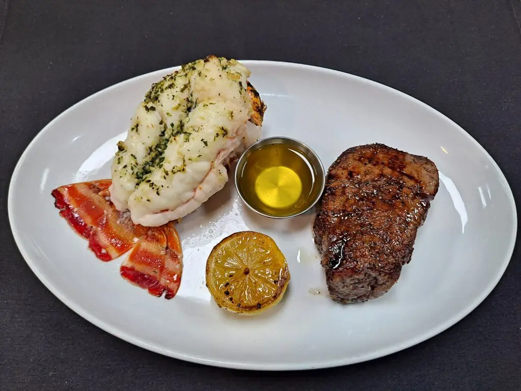 Seafood and Steak - Serrato's Steakhouse in Franklin, TN